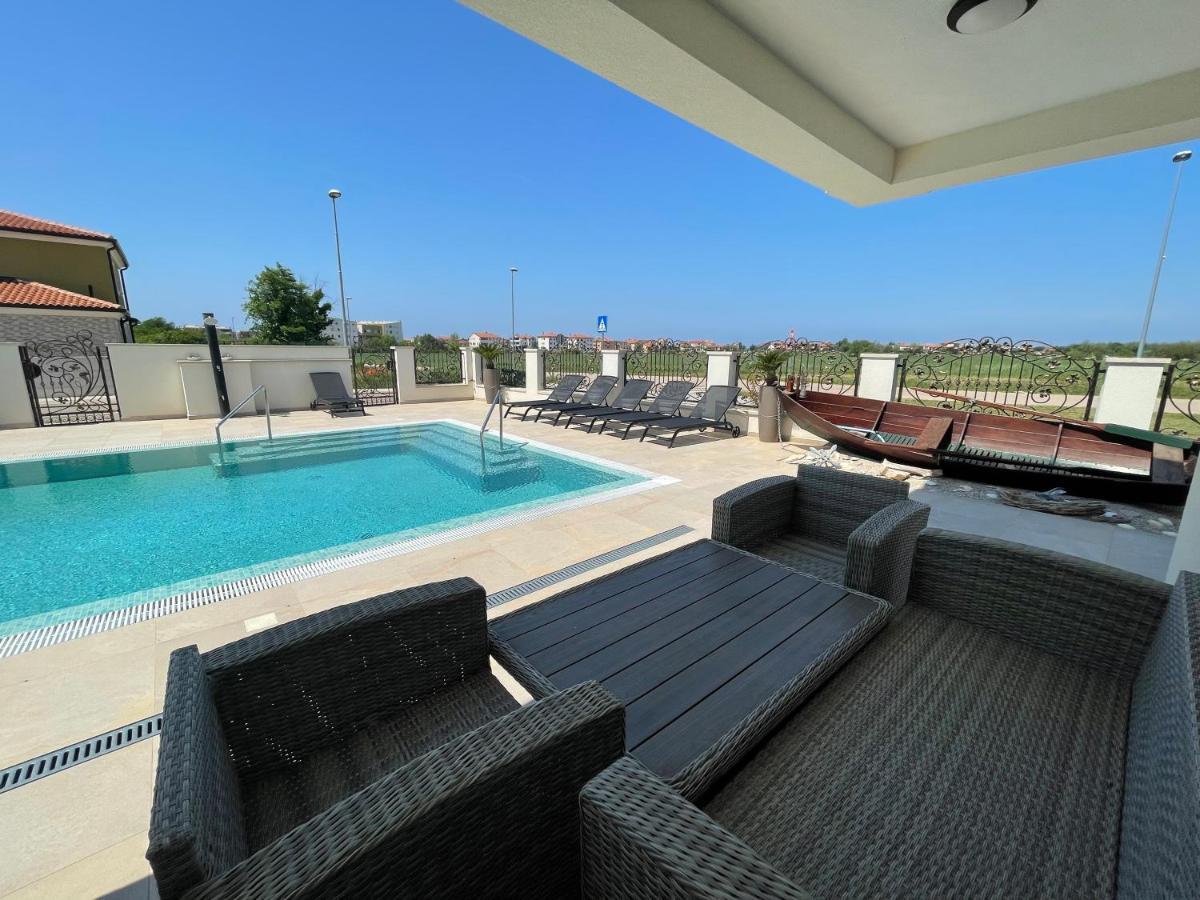 Vila Softic Azra Umag Exterior foto