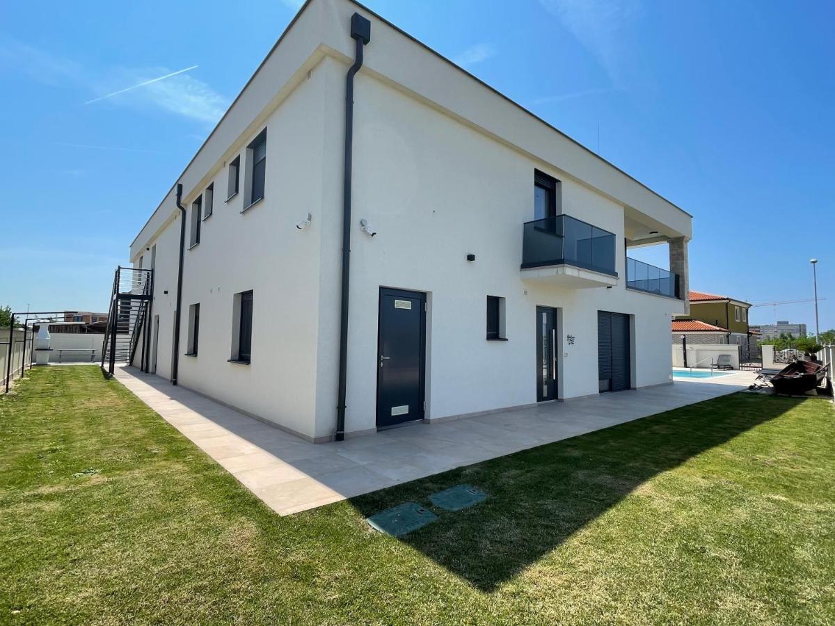 Vila Softic Azra Umag Exterior foto